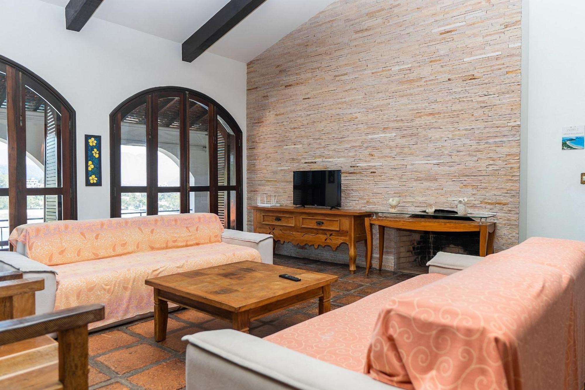 Casa luxuosa com 9 quartos e vista pro mar em Ubatuba, até 25 pessoas Exterior foto