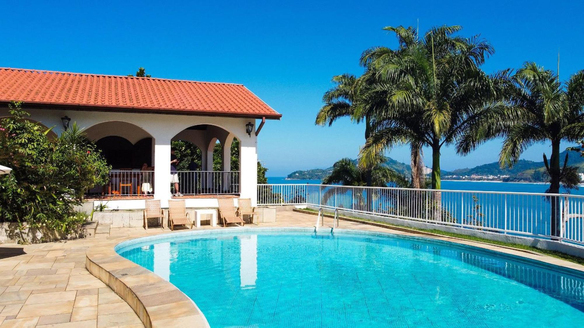 Casa luxuosa com 9 quartos e vista pro mar em Ubatuba, até 25 pessoas Exterior foto