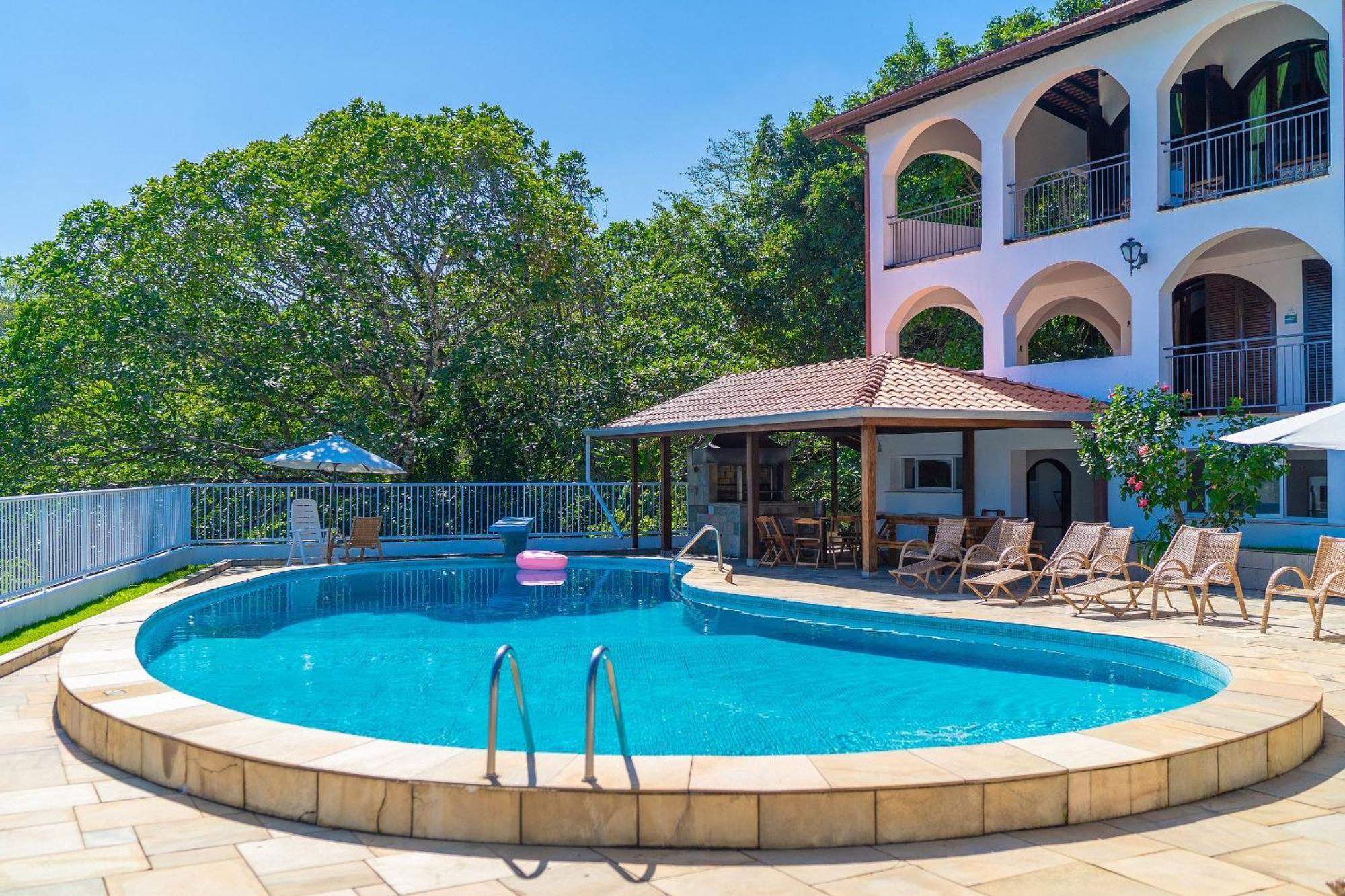 Casa luxuosa com 9 quartos e vista pro mar em Ubatuba, até 25 pessoas Exterior foto